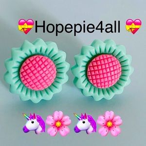 💝cute earrings 💝